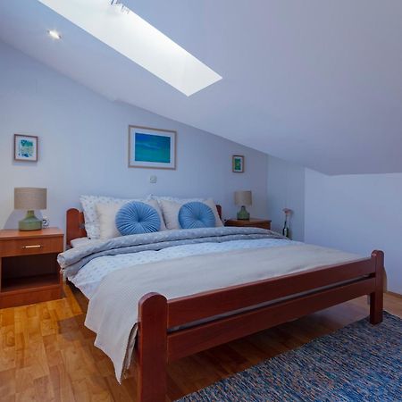 Amu Apartment プーラ エクステリア 写真