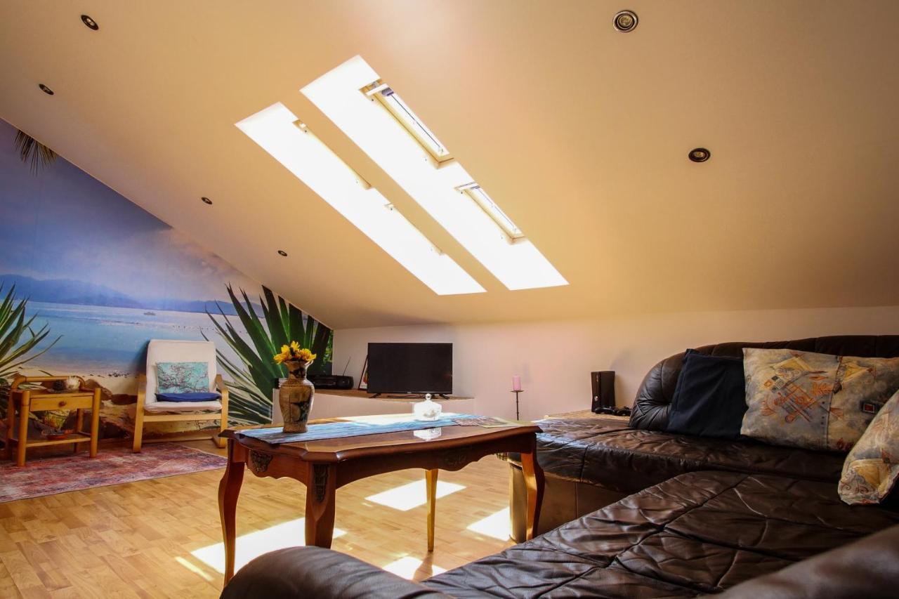 Amu Apartment プーラ エクステリア 写真